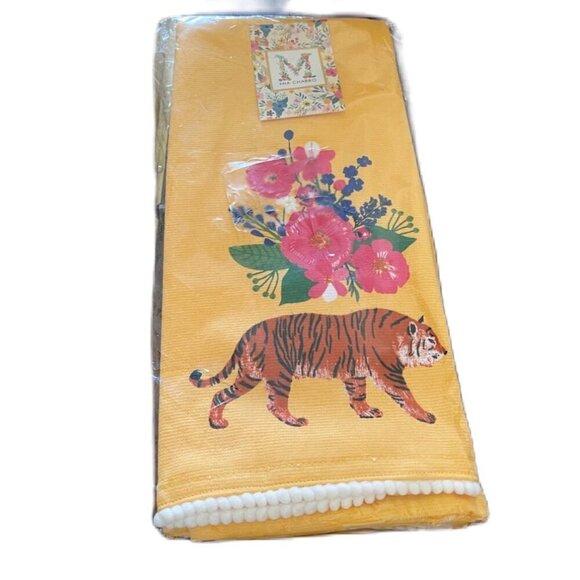 Mia Charro Marigold Tiger Floral Graphic Woven Accent Cotton Kitchen Towels-3 Pk - Picture 2 of 3